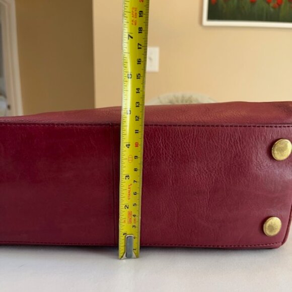 FOSSIL | Sydney Zip Top Leather Tote Shoulder Bag - Picture 12 of 16